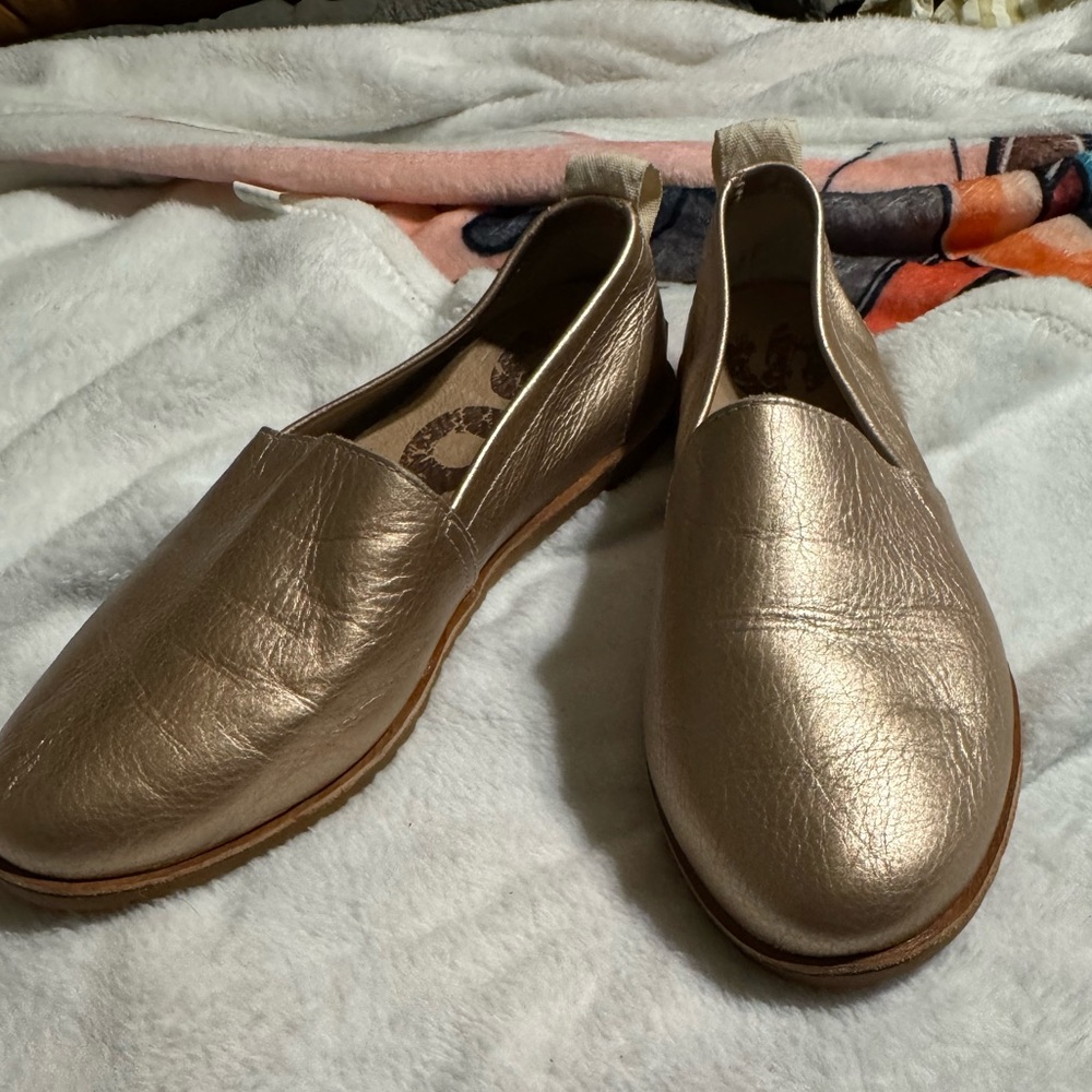 🔥 Sorel Ella Metallic Rose Gold Leather Slip One Size 7